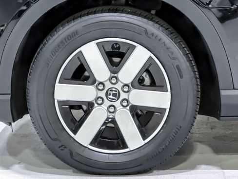 Used 2024 Honda Prologue EX image 13
