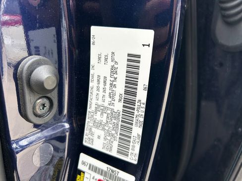 Used 2024 Toyota Tundra Limited image 10