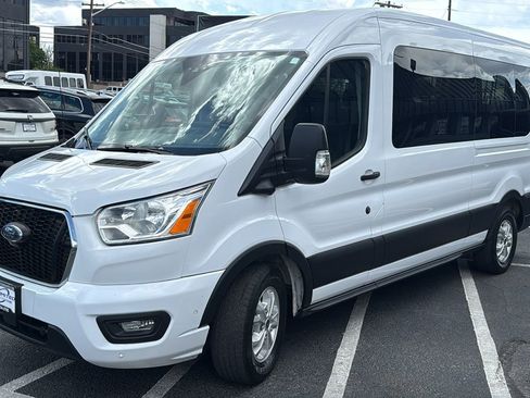 Used 2022 Ford Transit 350 XLT RWD image 7