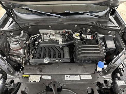 Used 2020 Volkswagen Atlas Cross Sport SE w/ Towing Package AWD/4WD image 24