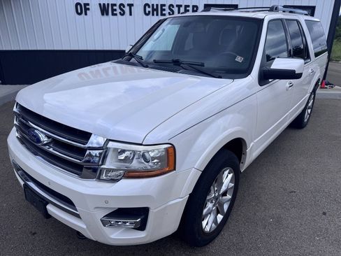 Used 2017 Ford Expedition EL Limited w/ Equipment Group 301A AWD/4WD image 2