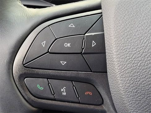 Used 2019 Jeep Cherokee Trailhawk image 30