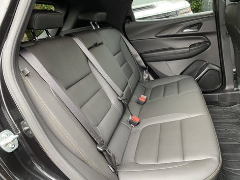 Used 2025 Chevrolet TrailBlazer ACTIV w/ Convenience Package image 35