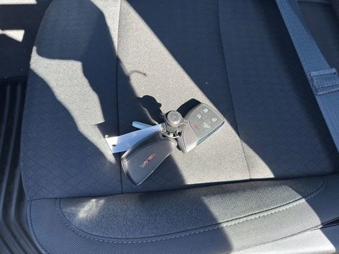 New 2026 GMC Sierra 1500 Elevation image 28