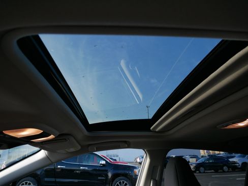 Certified 2025 Subaru Crosstrek 2.0i Premium image 32