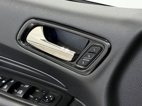 Certified 2022 Dodge Durango R/T w/ Blacktop Package image 41