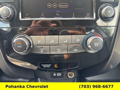 Used 2019 Nissan Rogue Sport S AWD/4WD image 17