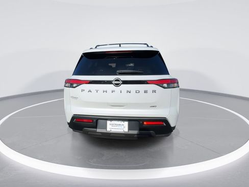 New 2026 Nissan Pathfinder SV image 7