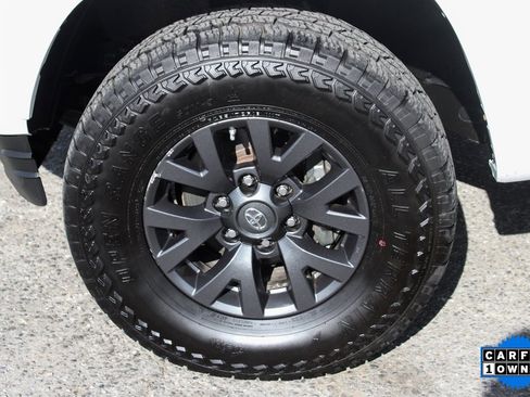 Used 2020 Toyota Tacoma TRD Off-Road image 35