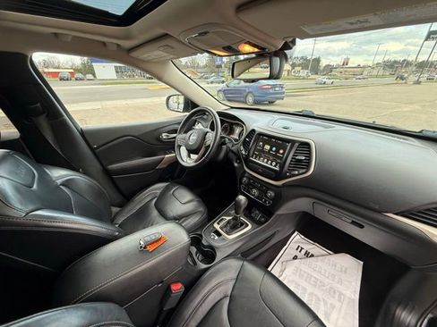 Used 2017 Jeep Cherokee Limited AWD/4WD image 21