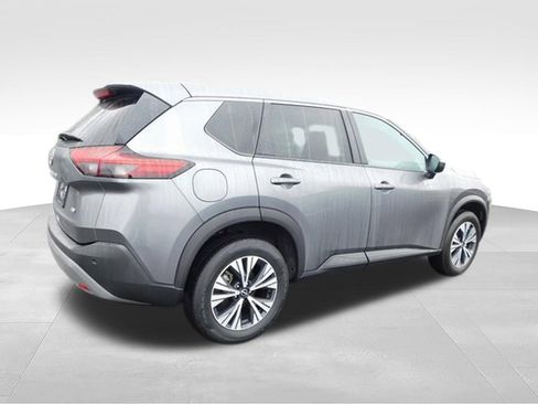 Used 2023 Nissan Rogue SV FWD image 3