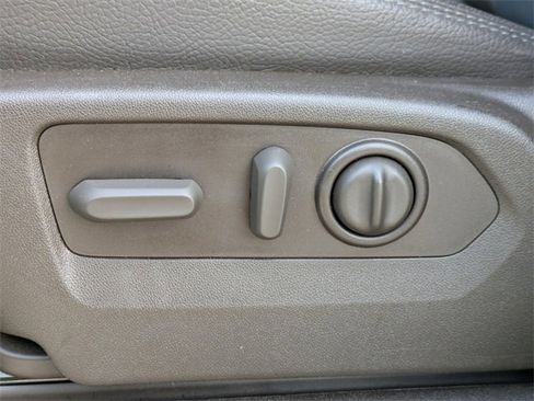 Used 2023 GMC Sierra 2500 Denali w/ Denali Ultimate Package image 22