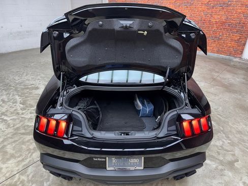 Used 2025 Ford Mustang Dark Horse image 24