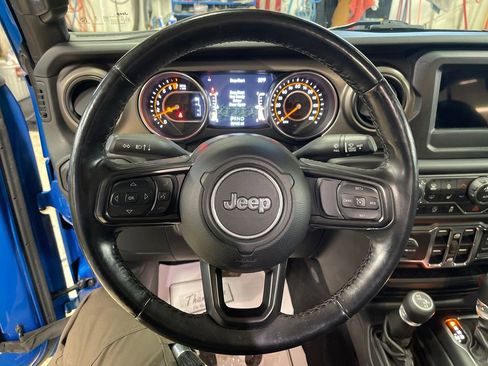 Used 2020 Jeep Gladiator Sport w/ Quick Order Package 24S AWD/4WD image 20