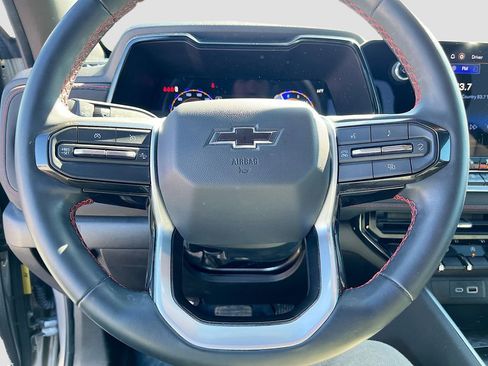 Used 2024 Chevrolet Colorado Z71 w/ Z71 Convenience Package 2 image 11