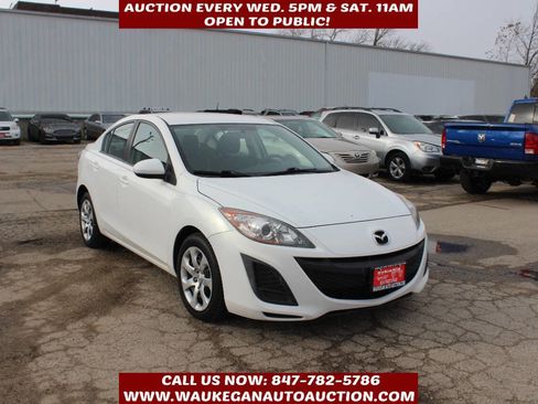 Used 2011 MAZDA MAZDA3 i Sport image 3