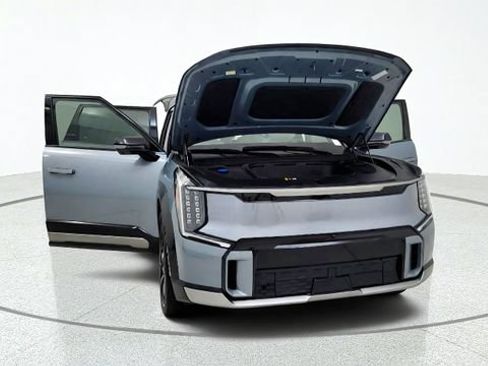 Used 2024 Kia EV9 GT-Line AWD/4WD image 12
