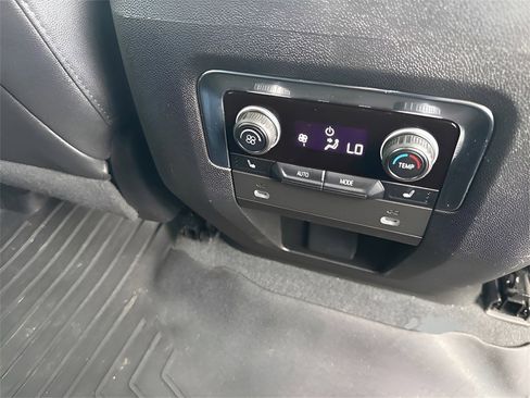 Used 2022 Chevrolet Tahoe RST image 19