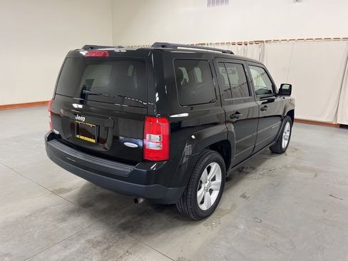 Used 2015 Jeep Patriot Latitude image 8