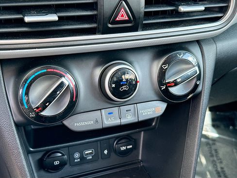 Used 2021 Hyundai Kona SEL Plus image 15