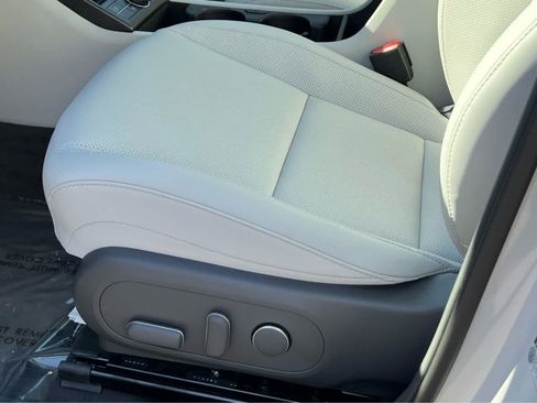 Certified 2026 Hyundai Kona SEL Premium AWD/4WD image 28