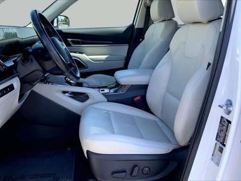 Used 2023 Kia Telluride S w/ S Sunroof Package AWD/4WD image 7