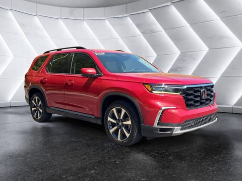 Used 2023 Honda Pilot Elite image 7