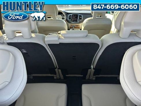 Used 2022 Volvo XC90 T6 Momentum w/ Advanced Package image 21