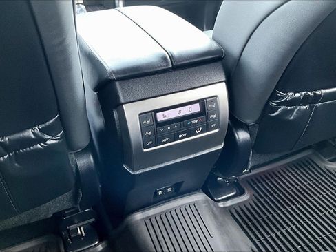 Used 2023 Lexus GX 460 Premium w/ Premium Package AWD/4WD image 25