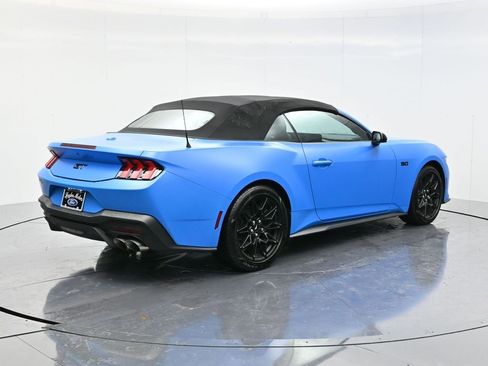 Used 2025 Ford Mustang GT Premium w/ GT Performance Package image 5