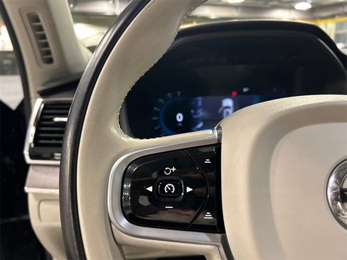 Certified 2023 Volvo XC90 B5 Plus w/ Protection Package Premier image 13