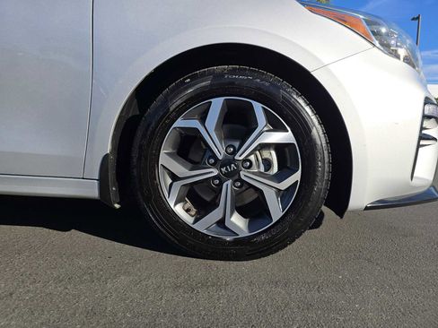 Used 2021 Kia Forte LXS image 9