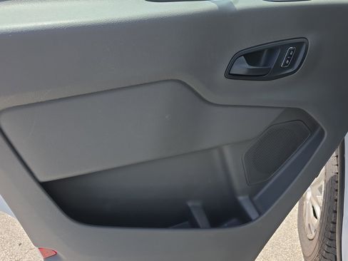 Used 2023 Ford Transit 350 XLT image 22