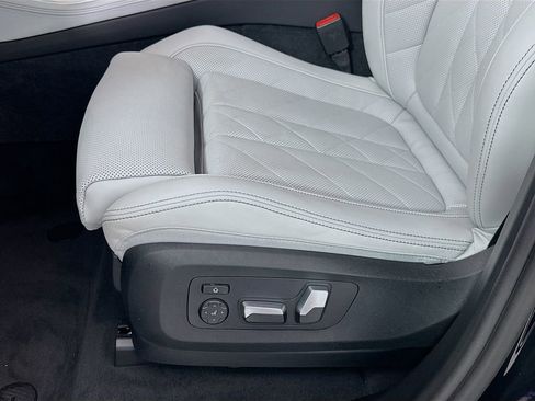 Certified 2024 BMW X5 xDrive40i w/ M Sport Package image 20