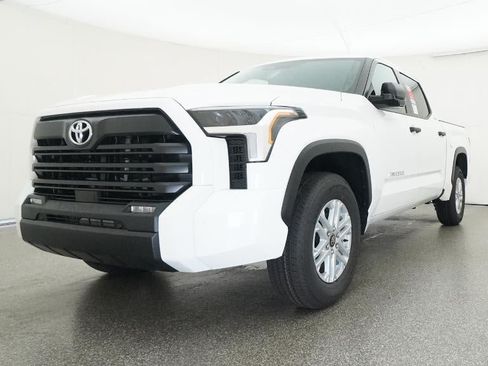 New 2026 Toyota Tundra SR5 RWD image 32