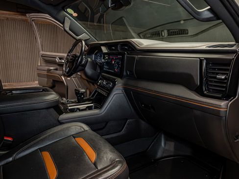 Used 2022 GMC Sierra 1500 AT4 image 17