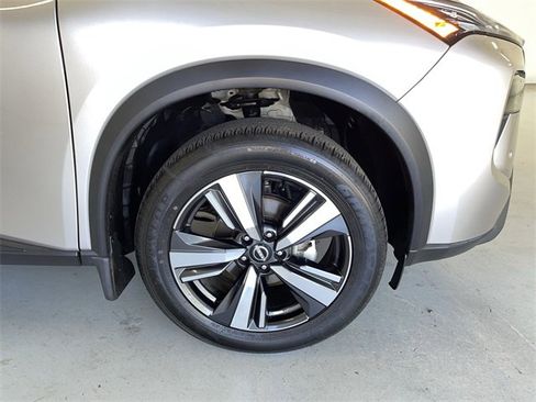 Certified 2024 Nissan Rogue SL w/ SL Premium Package image 14