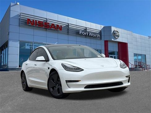Used 2021 Tesla Model 3 Long Range image 1