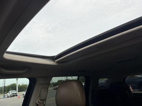 Used 2015 Jeep Patriot High Altitude AWD/4WD image 11
