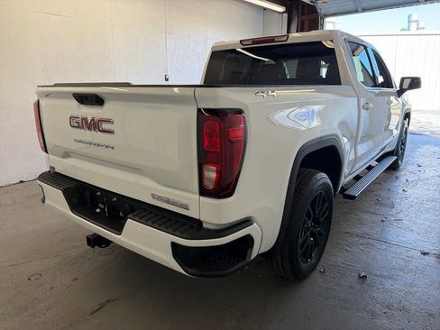 New 2026 GMC Sierra 1500 Elevation image 5