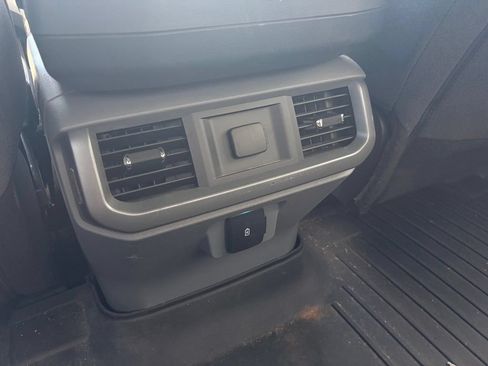 Used 2022 Ford F150 XLT AWD/4WD image 27