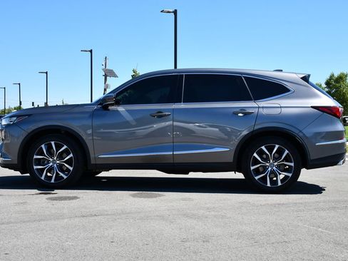 Used 2022 Acura MDX SH-AWD w/ Technology Package image 3