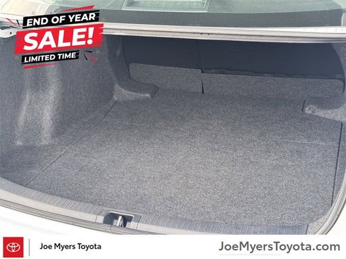 Used 2025 Toyota Corolla LE image 26