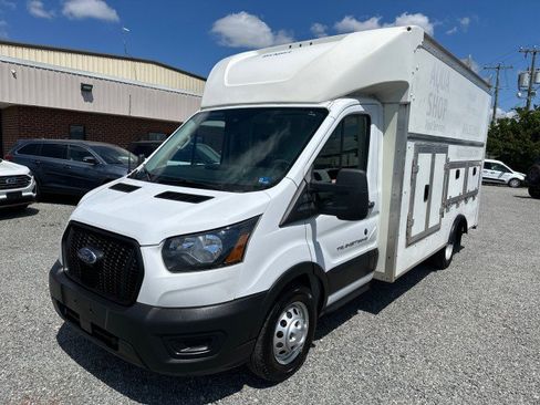 Used 2020 Ford Transit 350 DRW RWD image 2
