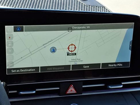 Used 2024 Hyundai Elantra SEL image 15