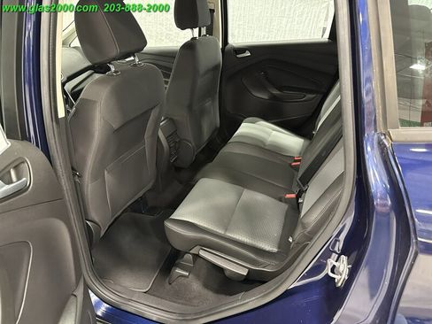 Used 2017 Ford C-MAX SE image 9