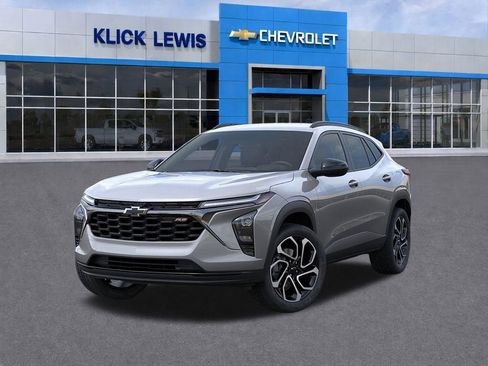 New 2026 Chevrolet Trax RS w/ Driver Confidence Package FWD image 6
