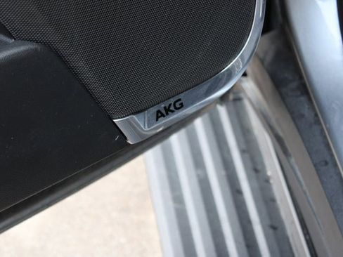 Used 2021 Cadillac Escalade Premium Luxury Platinum image 27