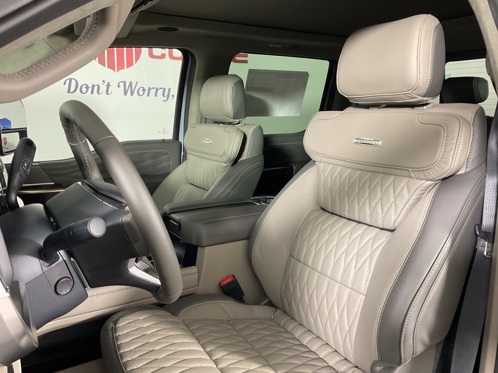 New 2026 Ford F250 Platinum w/ Platinum Plus Package AWD/4WD image 14