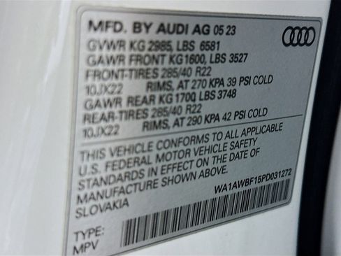 Used 2023 Audi SQ8 Premium Plus w/ SQ8 Luxury Package AWD/4WD image 37